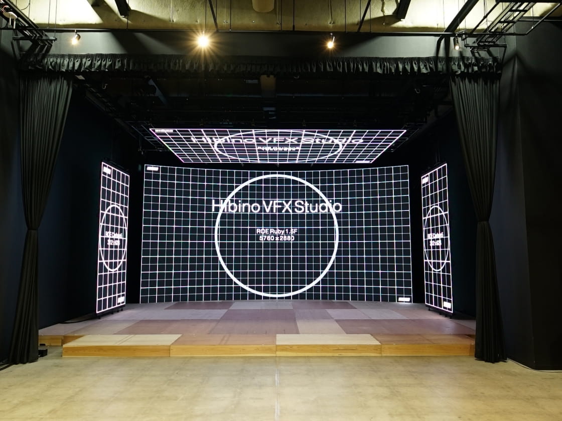 スタジオ改修】背景用LEDディスプレイを全面湾曲へ変更！アクティング